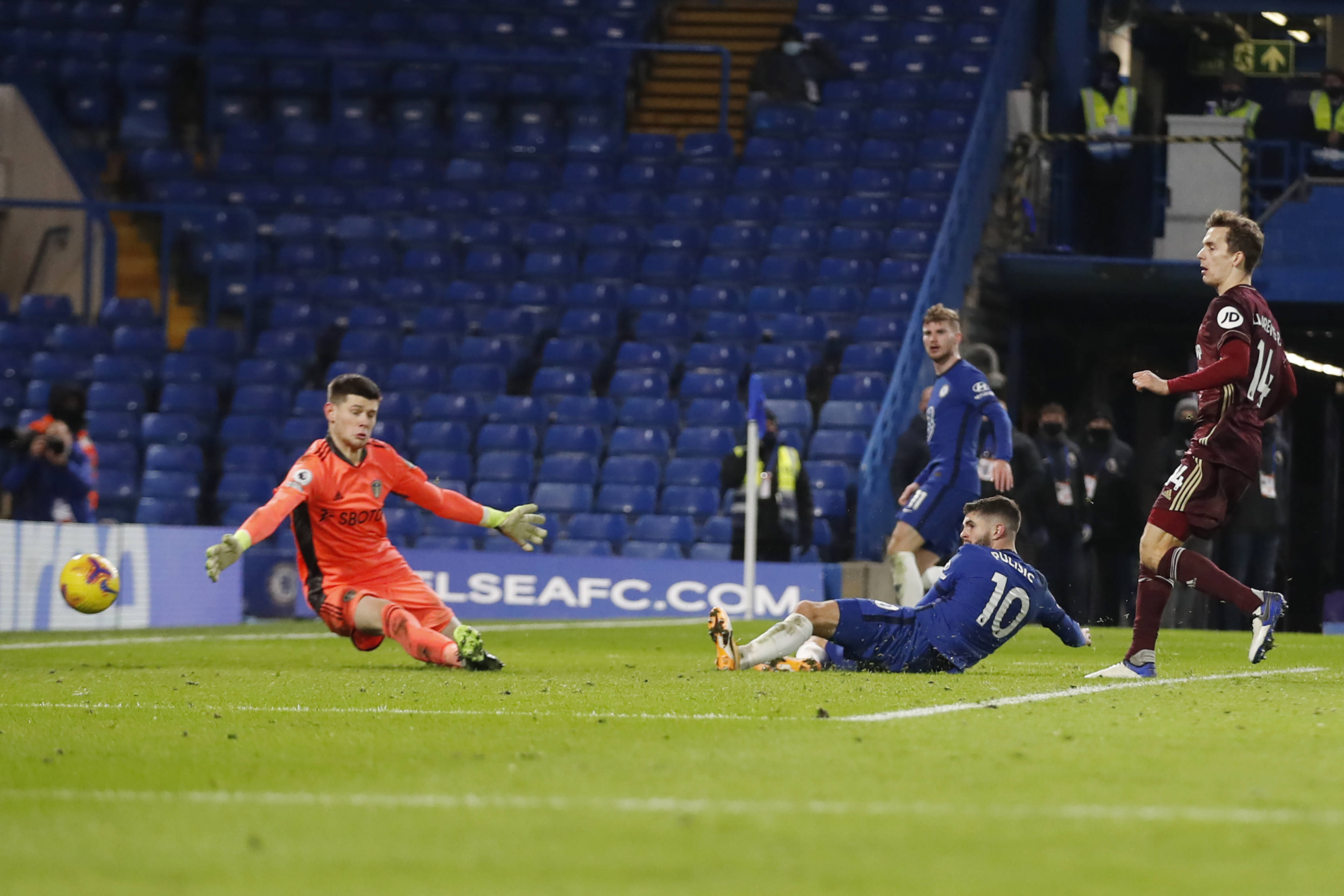 靠的火力支 靠的火力支